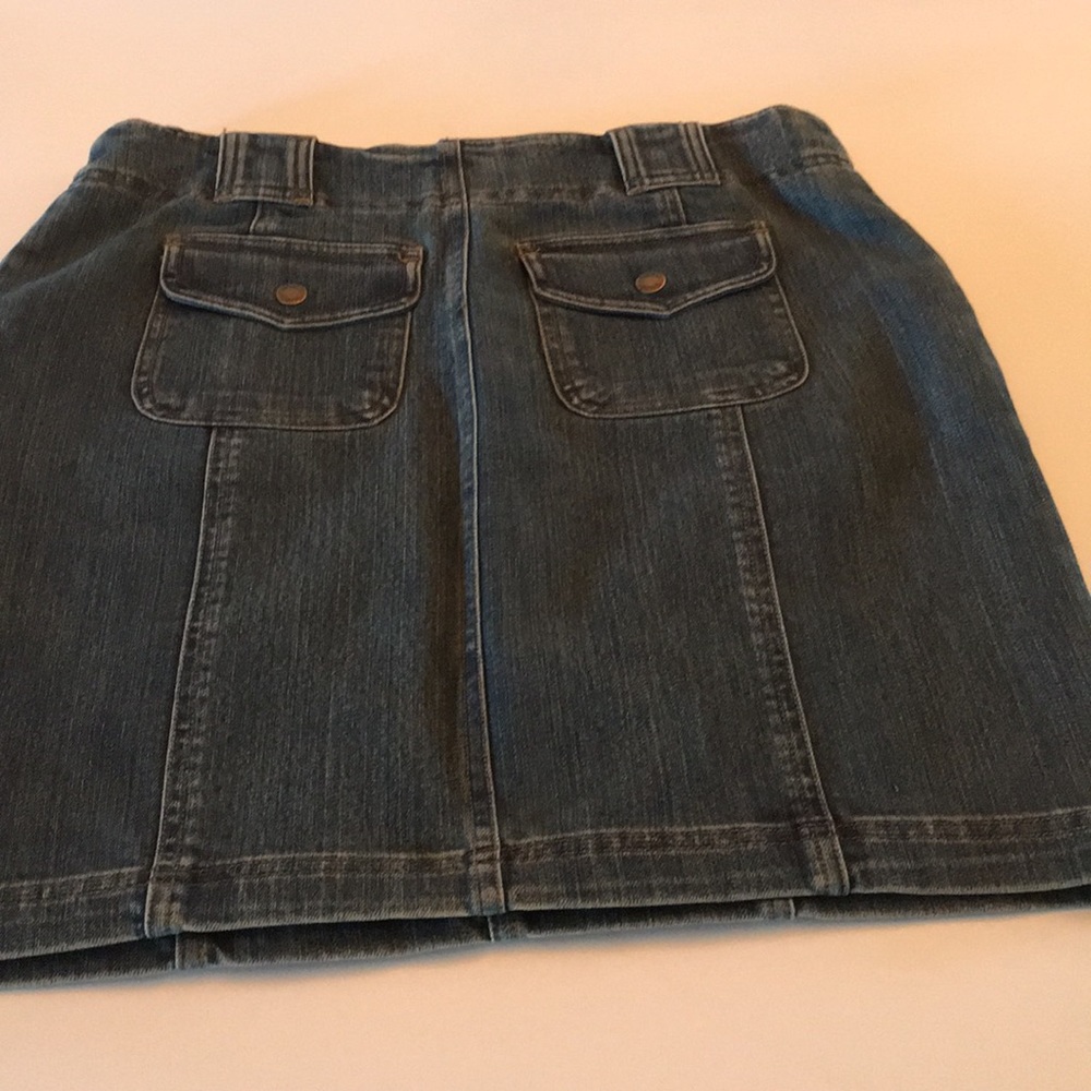 BRAND NEW JEANS SKIRT - Picture 3 of 5